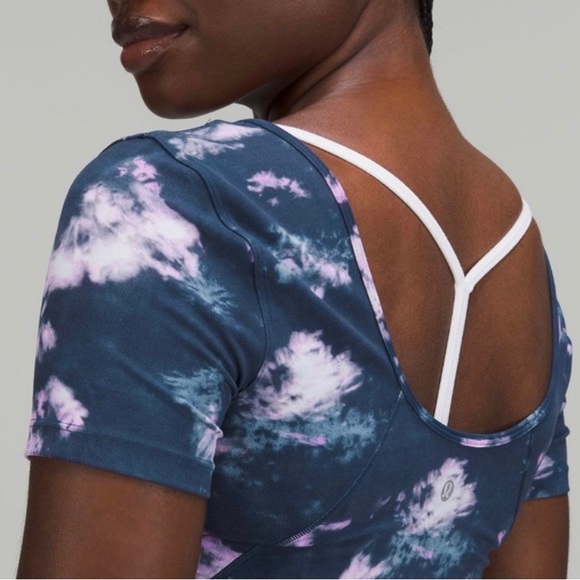 Lululemon Align T-shirt - Brand New with Tag - Picture 9 of 12